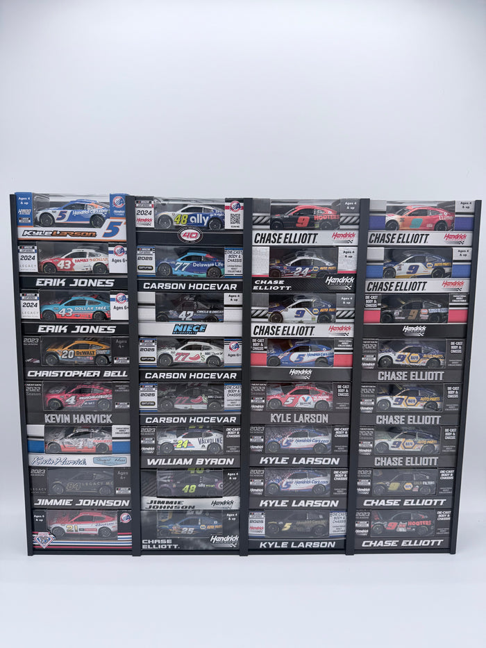 32 Car 1/64 Boxed Lionel Wall Mount Sleeve