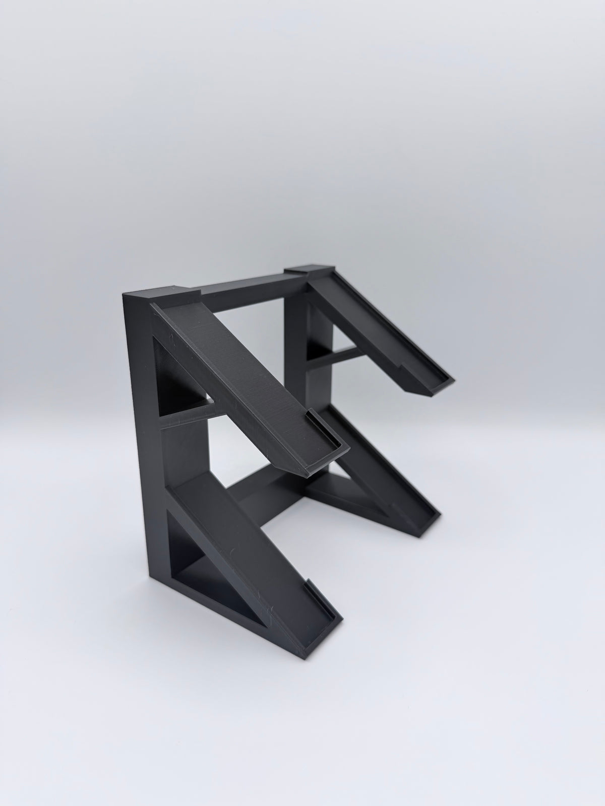 1/24 2 Tier Angled Stand